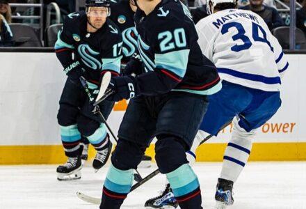 Toronto Maple Leafs at Seattle Kraken 2024 01 21 Jaden Schwartz, Auston Matthews and Eeli Tolvanen, tags: calle trade - CC BY-SA