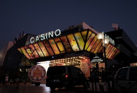 q w, tags: casino - unsplash