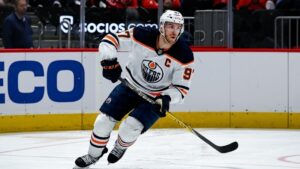 Connor McDavid - Connor Mc David 2 FEB 2022 - Digital concept art for illustrative purpose, tags: nhl 2025–26 - Monok